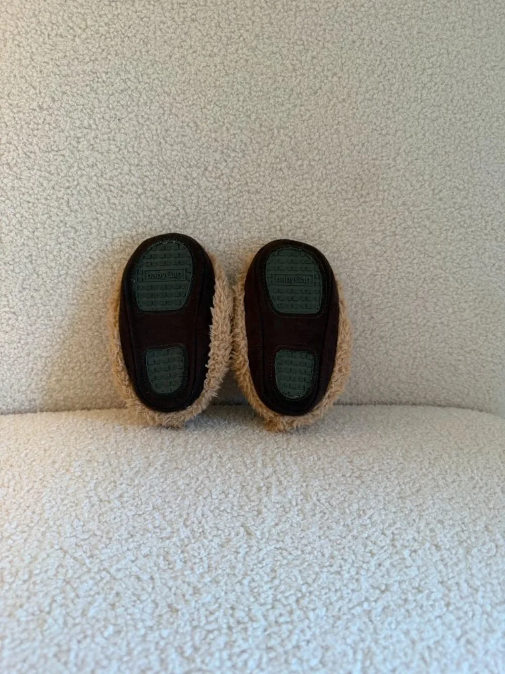 BabyGap Cozy Bear Slippers - Size S (5/6)